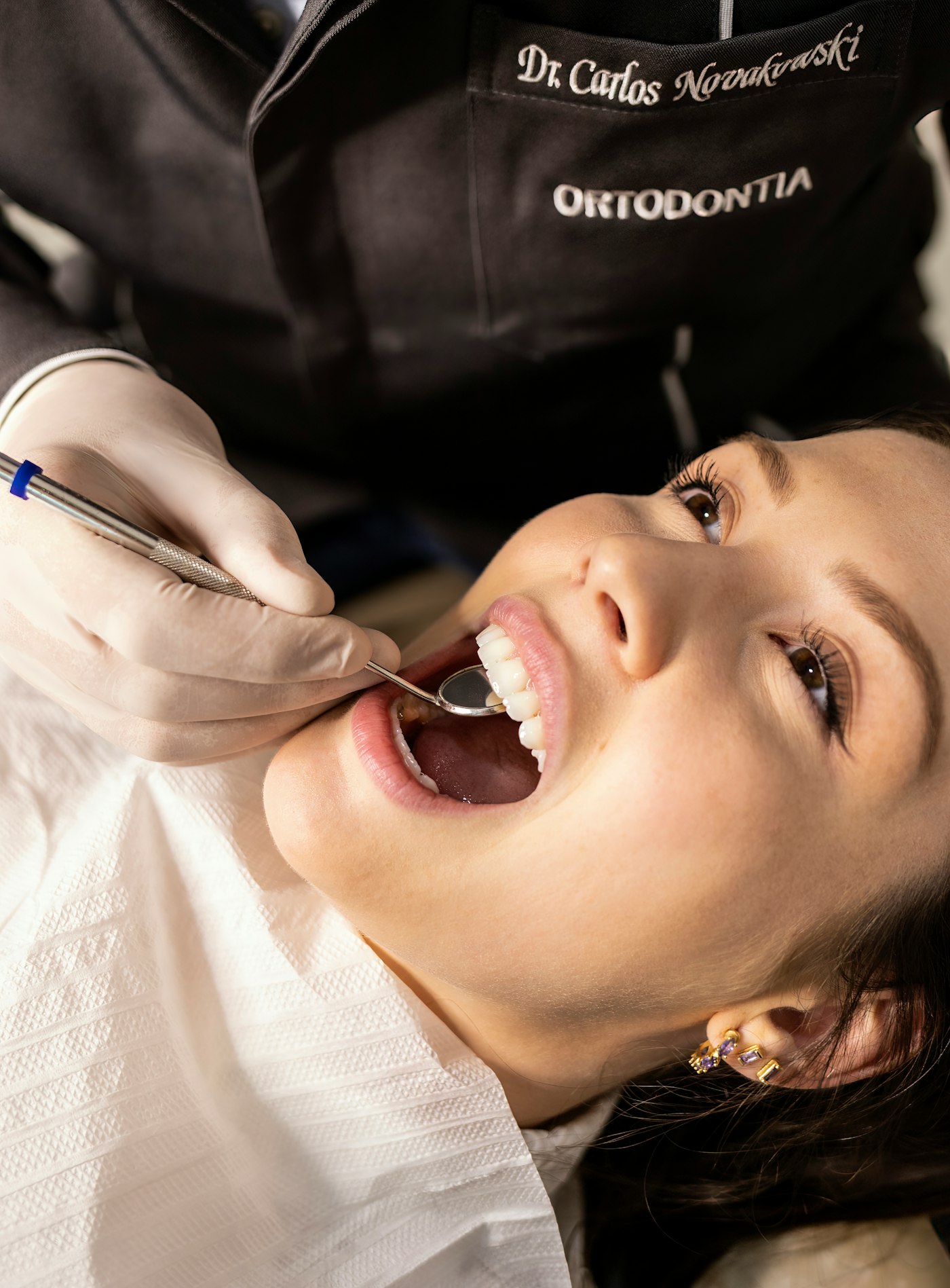 Gentle chairside care in treatment room 1